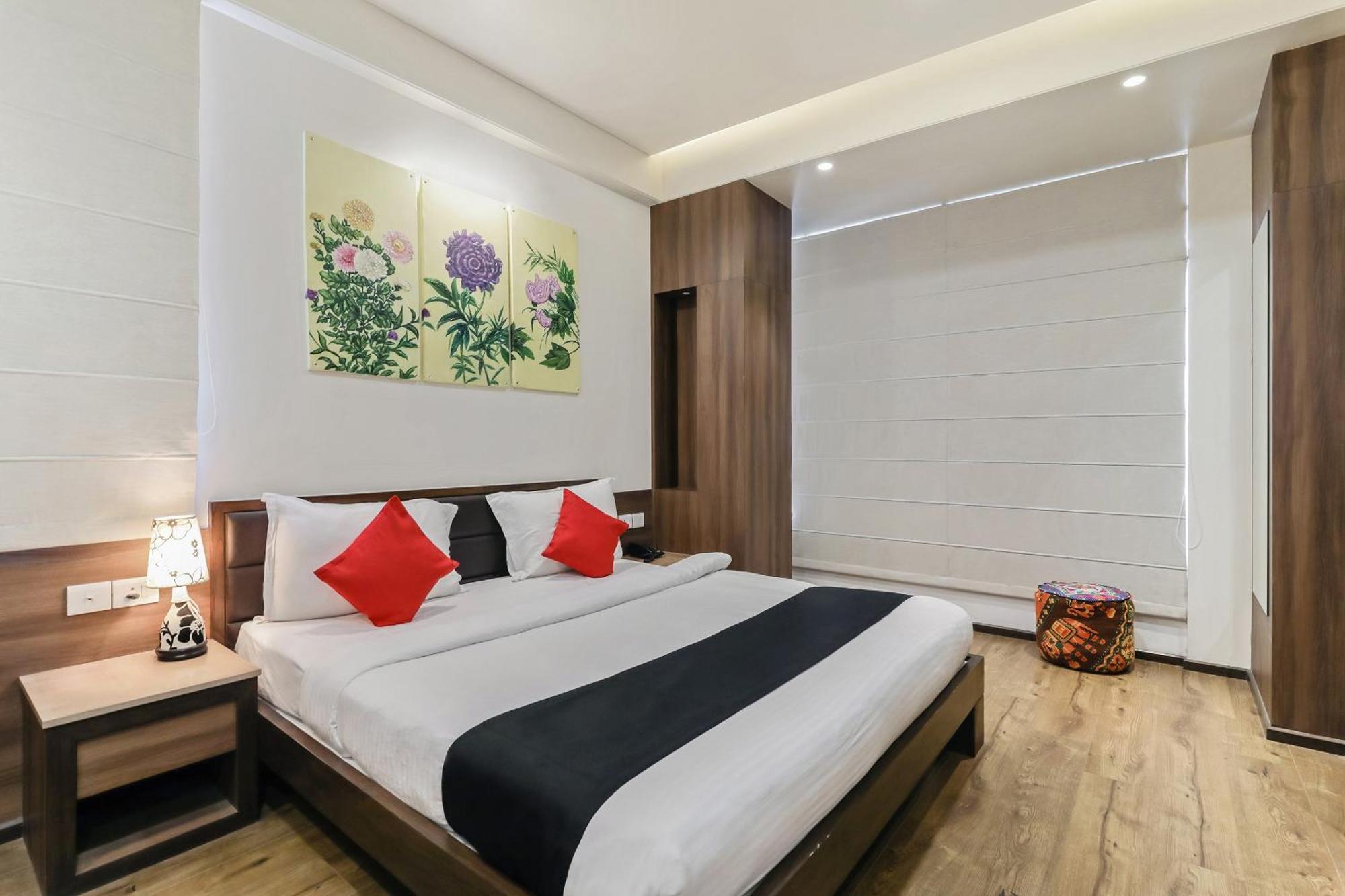 Fleur Hotel Jaipur Bagian luar foto