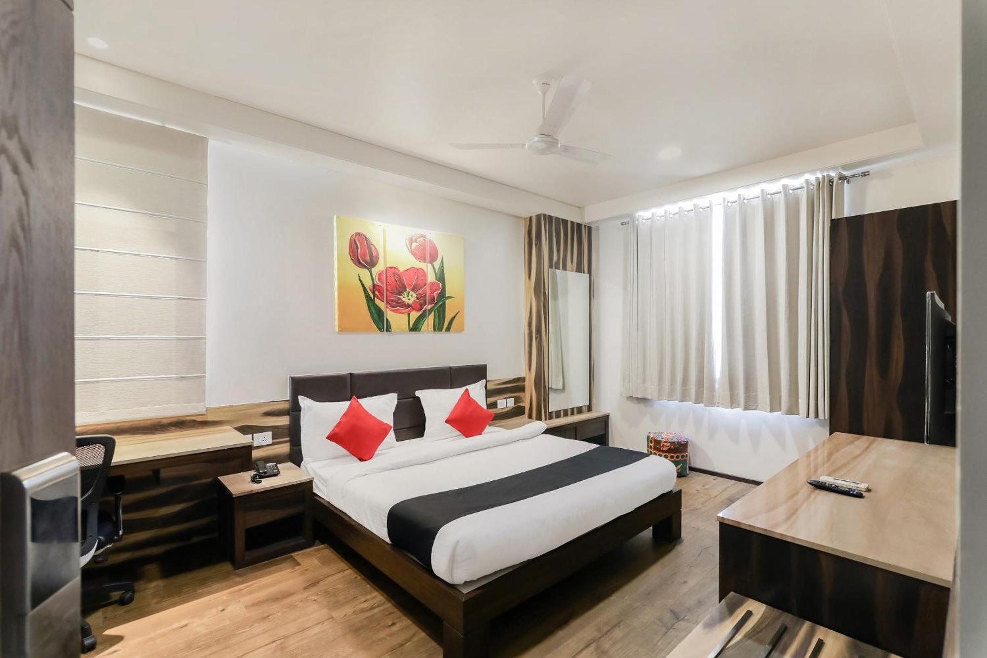 Fleur Hotel Jaipur Bagian luar foto
