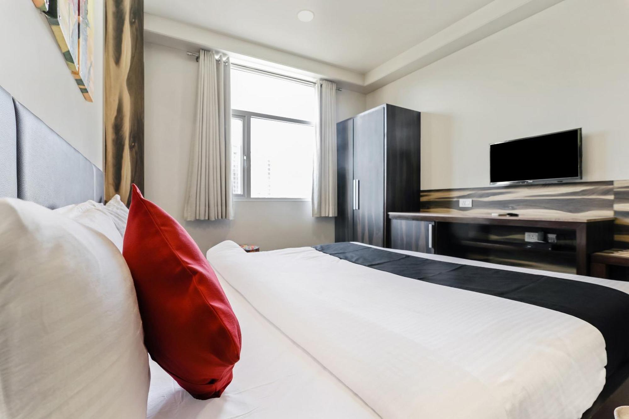 Fleur Hotel Jaipur Bagian luar foto