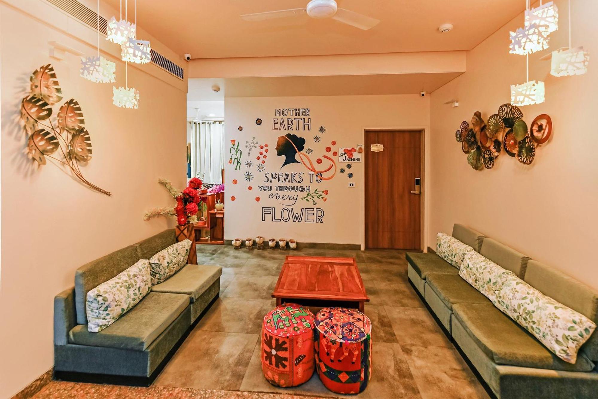 Fleur Hotel Jaipur Bagian luar foto