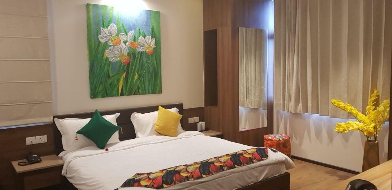 Fleur Hotel Jaipur Bagian luar foto